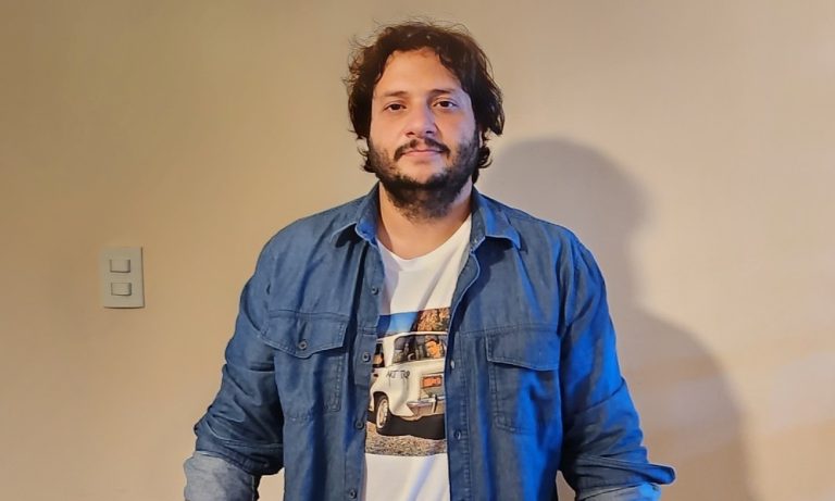 Izar lança música em “parceria” com o ChatGPT