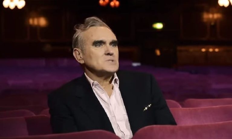 Morrissey, ex-The Smiths, anuncia shows de 40 anos de carreira em SP e Brasília