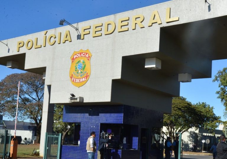 PF investiga grupo que roubava carga contrabandeada no PR