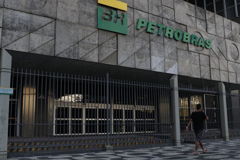 Petrobras abre inscrições para vagas de estágio no ES. Veja as oportunidades