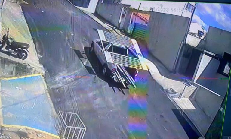 Polícia recupera portão residencial roubado em cidade do ES