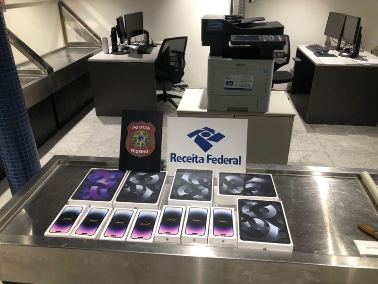 Receita Federal e PF apreendem celulares e tablets no Aeroporto do Recife