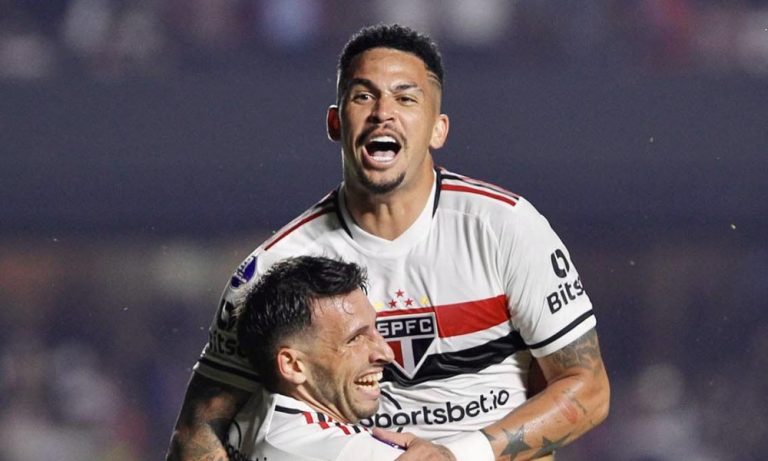 São Paulo massacra desastroso Tolima e fica perto das oitavas da Sul-Americana