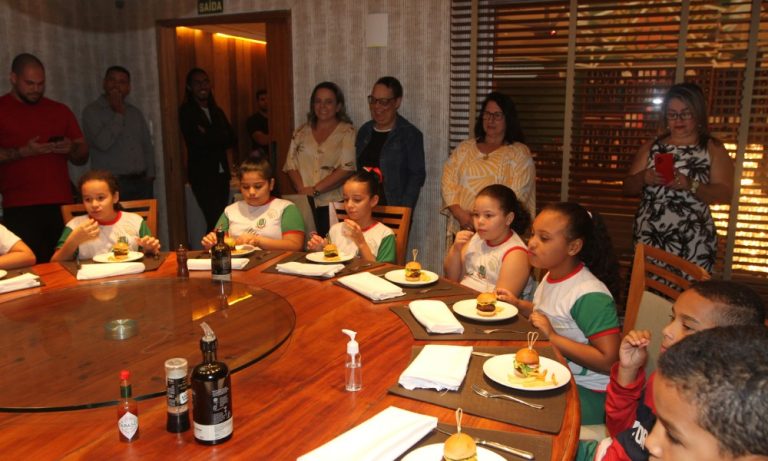 “Tour gastronômico” para aprender Arte e História