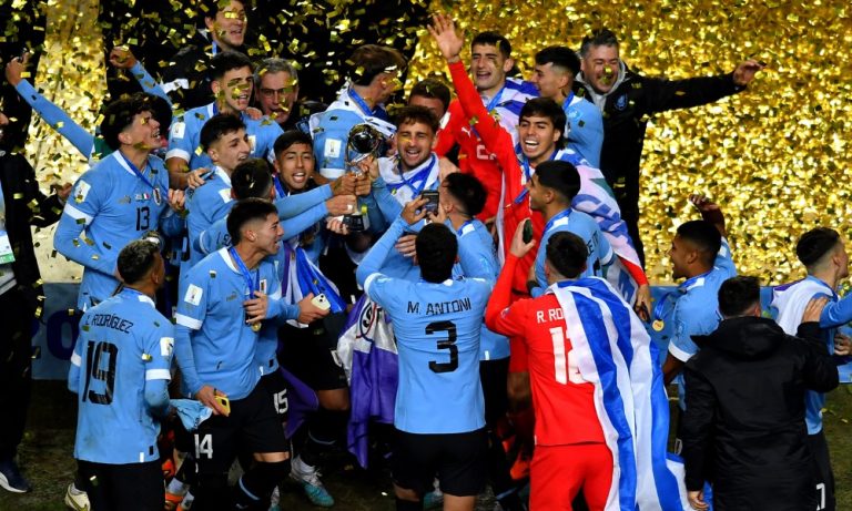 Uruguai vence a Itália e é campeão mundial sub-20 pela primeira vez na história