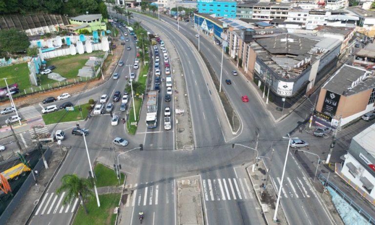 Viaduto para melhorar o trânsito em Cariacica