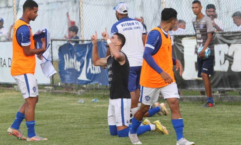 Virada heroica coloca o Vitória no G-4 da Série D