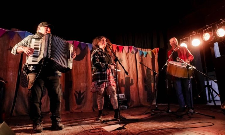 Agenda cultural deste domingo tem até forró com argentinos em Vitória. Confira