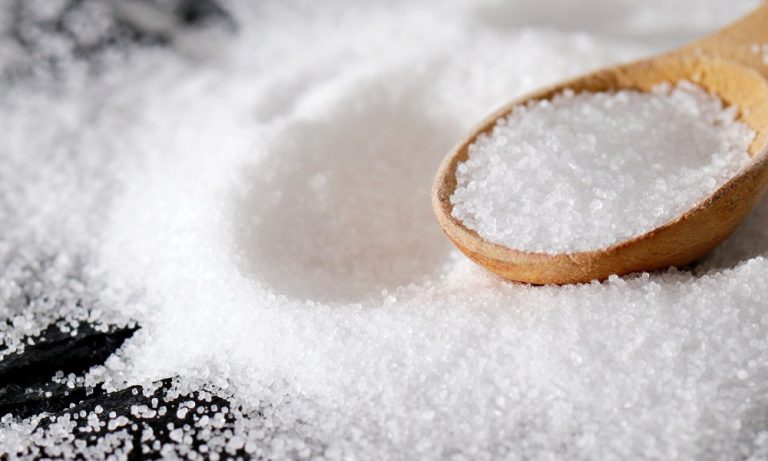 Anvisa proíbe venda de lote de sal refinado; Veja marca