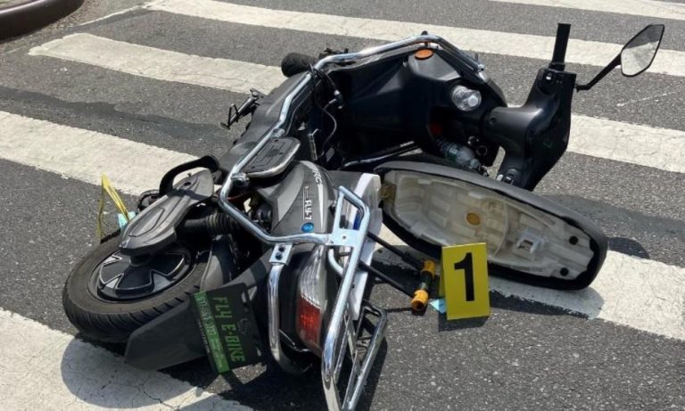 Atirador em scooter elétrica mata idoso e fere três nos EUA