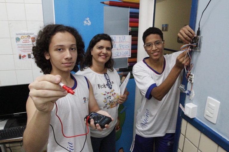 Bolsas despertam interesse de jovens pela inovação