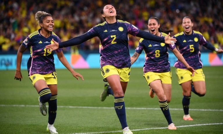 Com gol nos acréscimos, Colômbia vence a Alemanha e assume liderança do grupo H