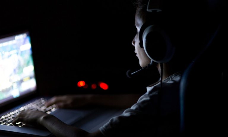 Discord, investigado por crimes de ódio, lança recurso de controle parental