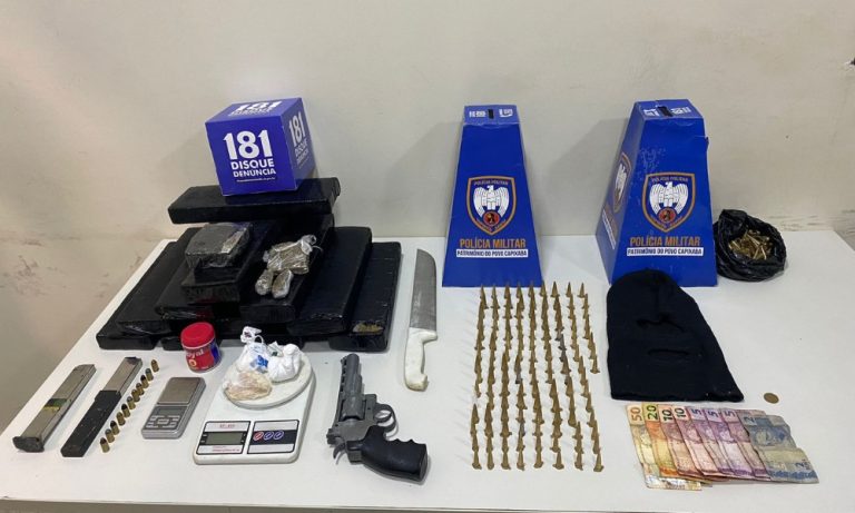 Drogas e armas são apreendidas e suspeitos de tráfico presos em Guarapari