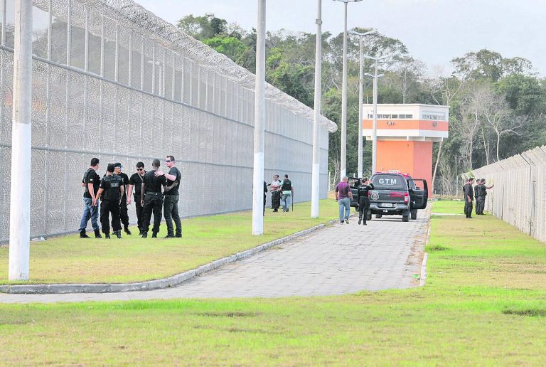 ES abre inscrições para concurso com 600 vagas e salário de até R$ 3,8 mil