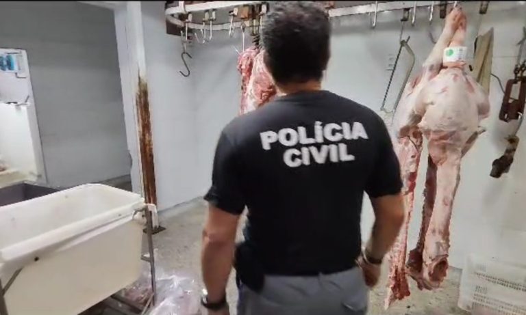 Empresário é preso e distribuidora clandestina de carnes é fechada em Vila Velha