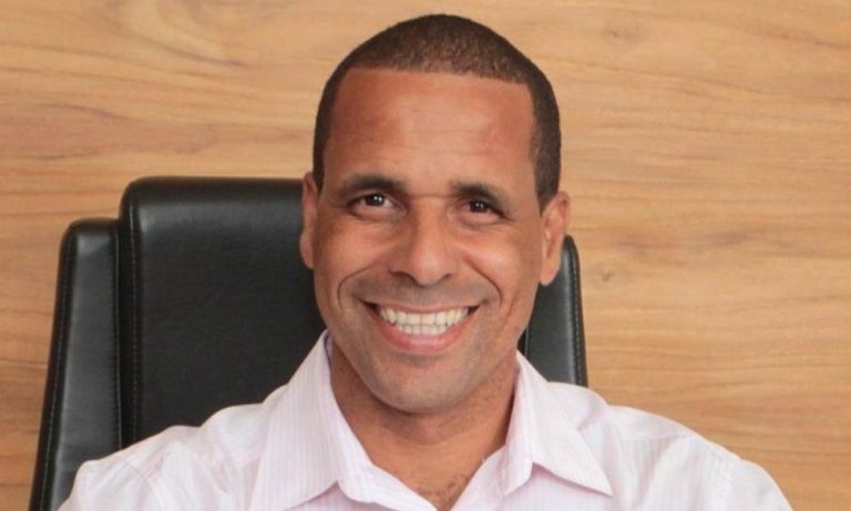 “Está fora de perigo”, diz Juninho sobre a filha ferida em assalto no ES
