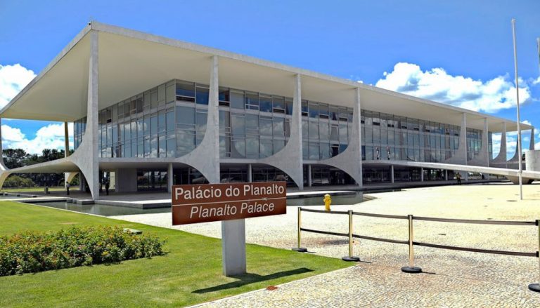 Governo vai abrir 3.026 vagas para 22 órgãos em concursos públicos