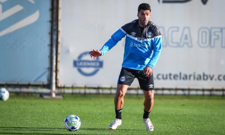 Inter Miami abre negociação com Grêmio por Suárez, que não encara o Atlético-MG