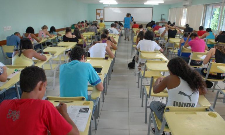 Mais de 24 mil vagas com salários de até R$ 21 mil