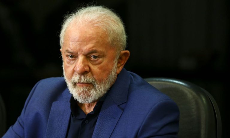 Médicos explicam doença que pode levar Lula a cirurgia