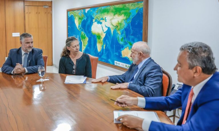 Ministra do Esporte vai acompanhar seleção na Copa de futebol feminino