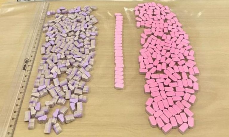 Polícia Federal apreende ecstasy com marcas de refrigerante e emissora de TV
