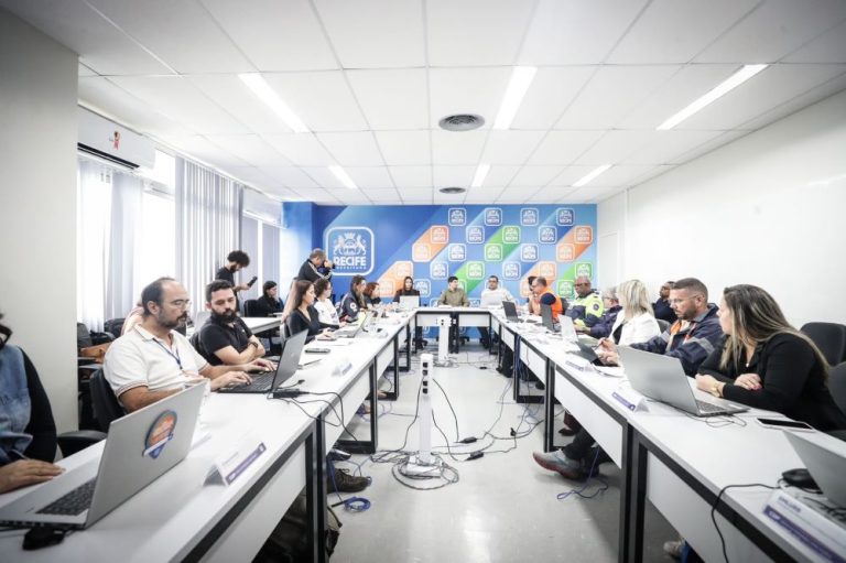 Prefeitura vai instalar pluviômetro e sensores de alagamento no Recife