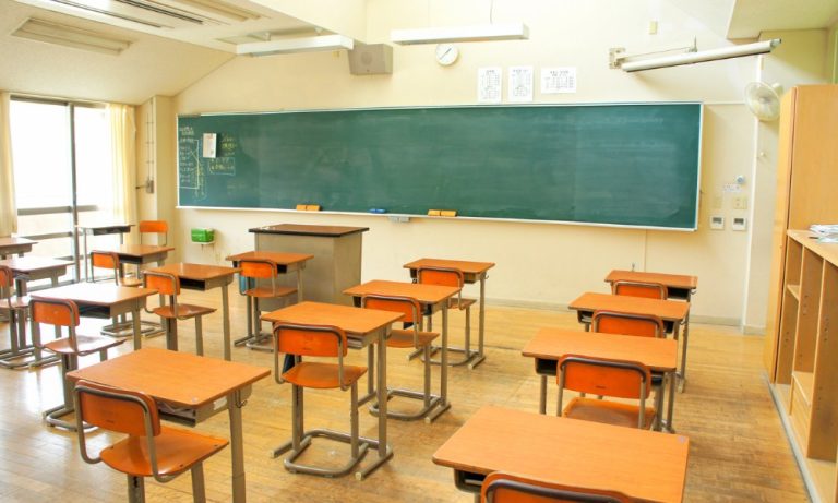Professora é suspeita de insultar policial que dava palestra sobre racismo