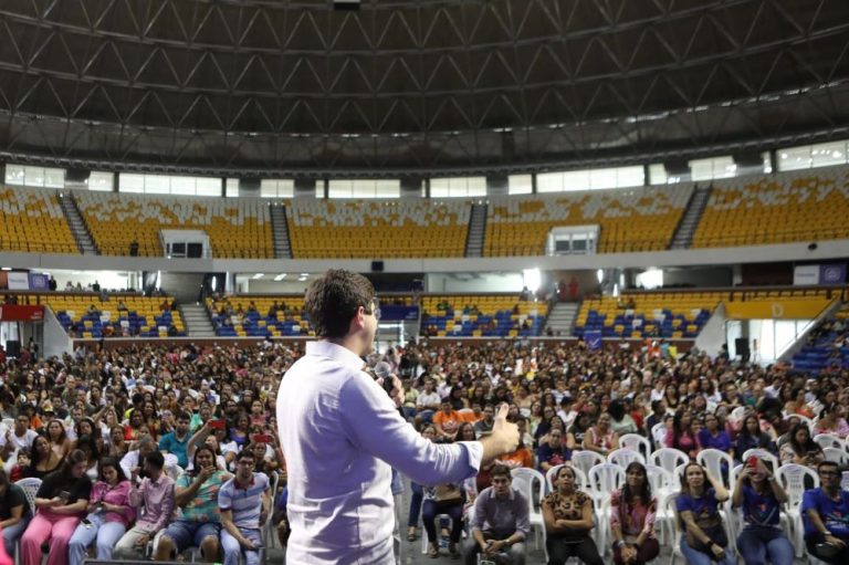 Programa conclui formação de 5 mil pessoas em cursos profissionalizantes