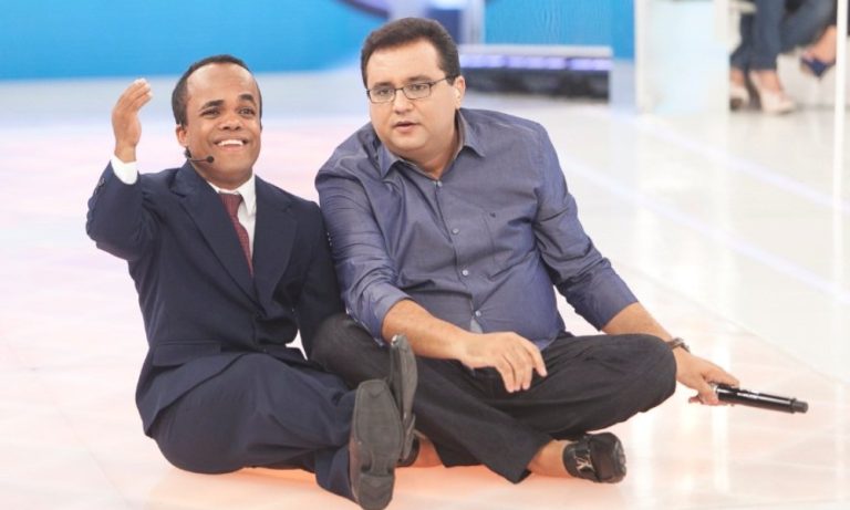 Record demite anão Marquinhos, antigo trunfo de audiência, após 11 anos