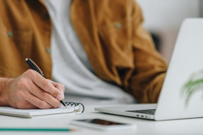 SESI oferece 300 vagas para cursos gratuitos em Pernambuco
