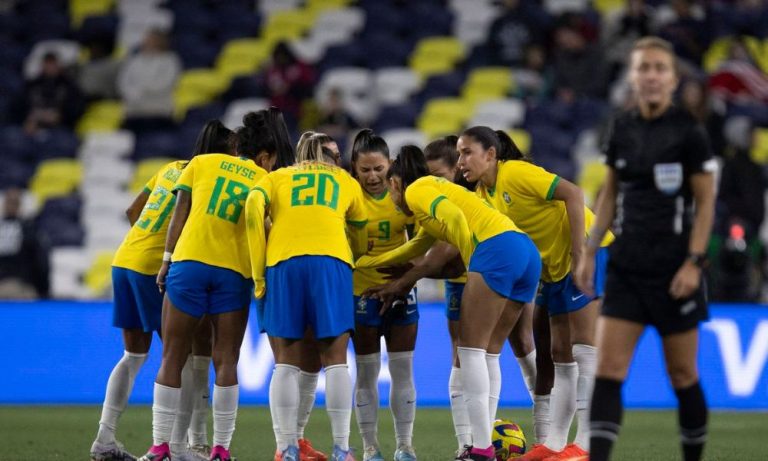 Servidores do Estado e do Recife em horário especial nos jogos do Brasil