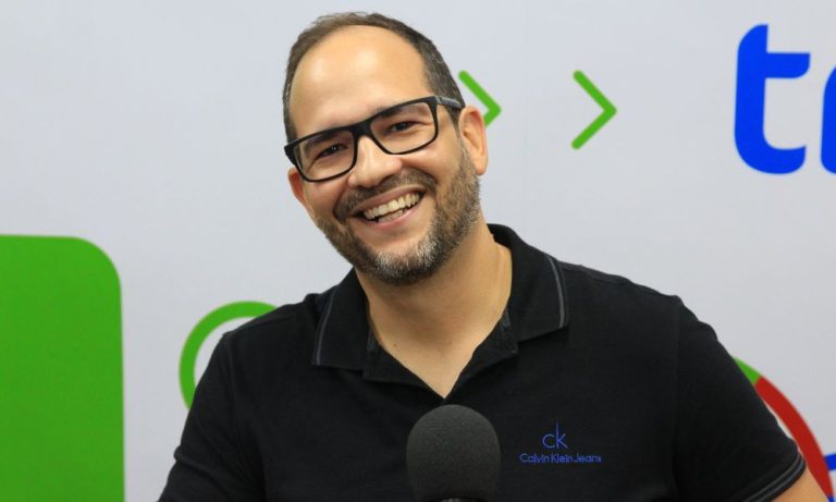 “Uso exagerado de rede social pode modificar o cérebro ”, disse especialista