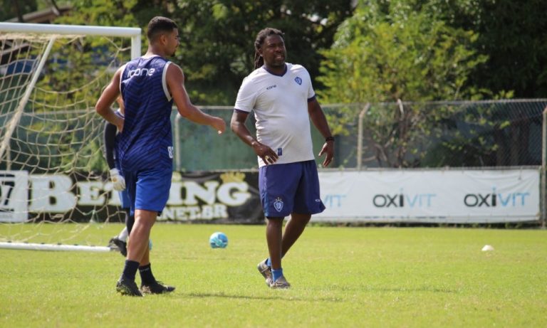 Vitória recebe o Real Noroeste em jogo decisivo pela Série D