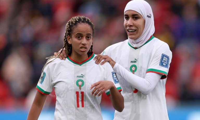 Zagueira de Marrocos faz história na 1ª vitória da seleção feminina em Copas