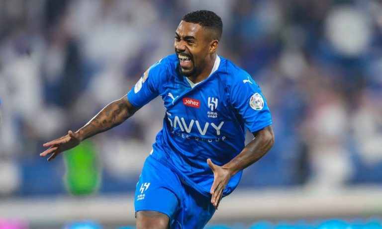 Ainda sem Neymar, Al-Hilal vence pelo Saudita com hat-trick do brasileiro Malcom