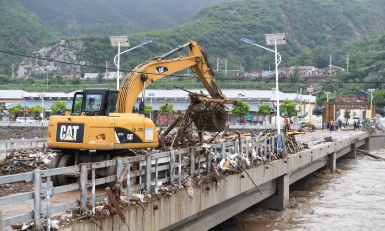 Ao menos 21 morrem em deslizamento de terra na China após onda de tufões
