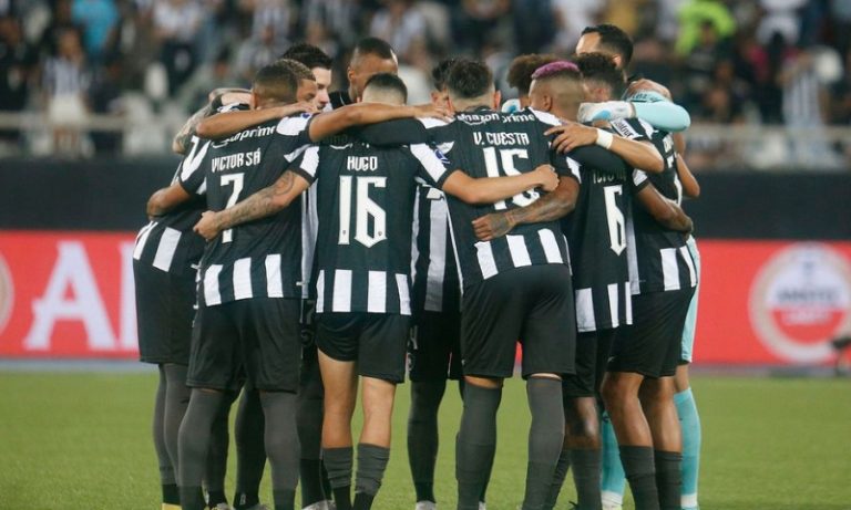 Brasileiro: Botafogo visita Cruzeiro tentando ampliar invencibilidade