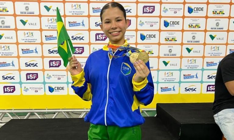 Carateca capixaba é campeã mundial em competição escolar
