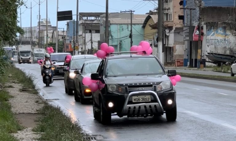 Carreata de Vila Velha a Cariacica celebra fim de quimioterapia de recepcionista