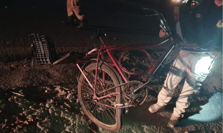 Ciclista e motociclista morrem em acidente na BR-101 no ES
