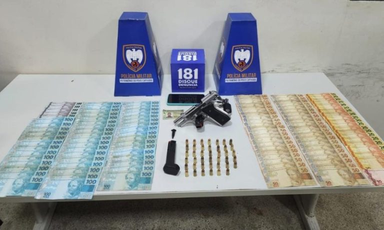 Cinco pessoas detidas e mais de R$ 8 mil apreendidos pela polícia em Guarapari