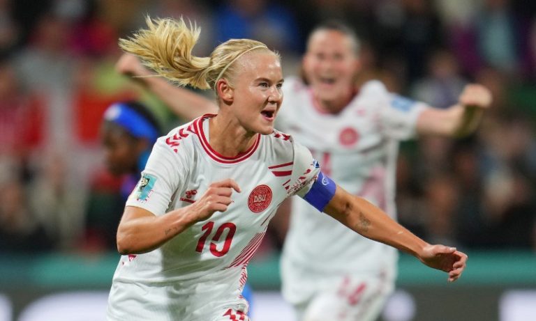 Com VAR protagonista, Dinamarca vence Haiti e vai às oitavas