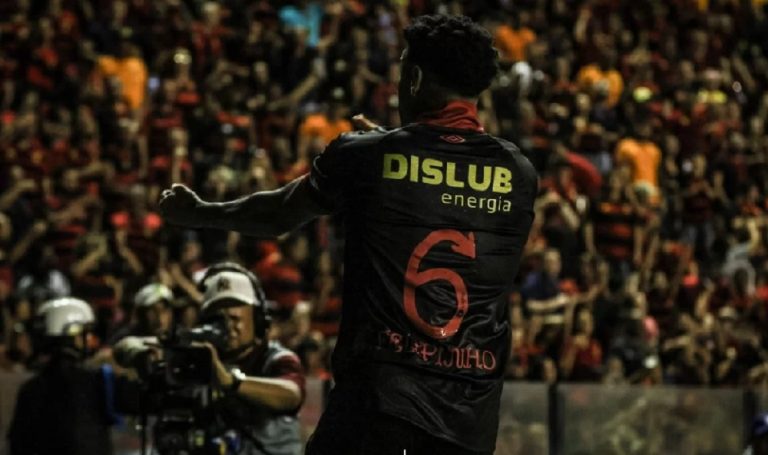 Com gol de Felipinho, Sport vence e assume liderança da Série B