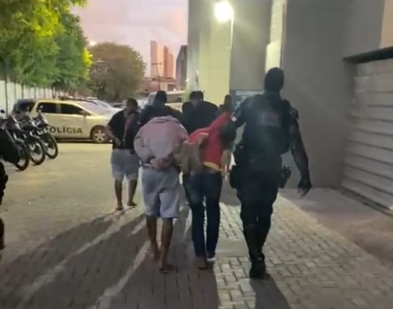 Comerciante é torturado por assaltantes em casa