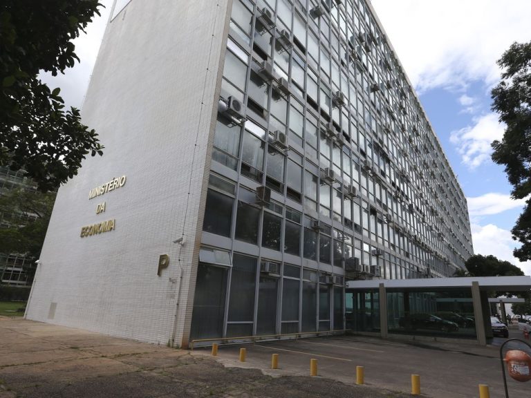 Confiança da pequena indústria na economia aumentou em julho