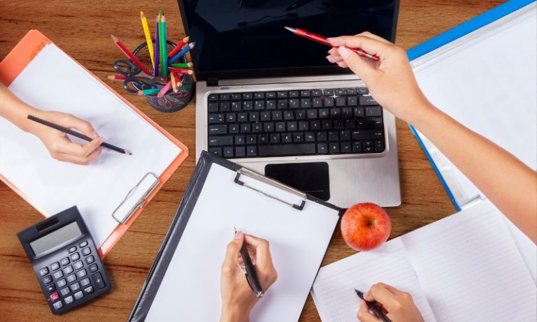 Dez mil vagas em cursos rápidos e de graça