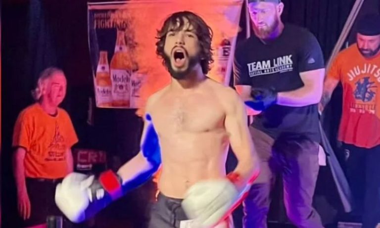 FOTO | Lutador de 20 anos posta foto do pulmão após uso de vape