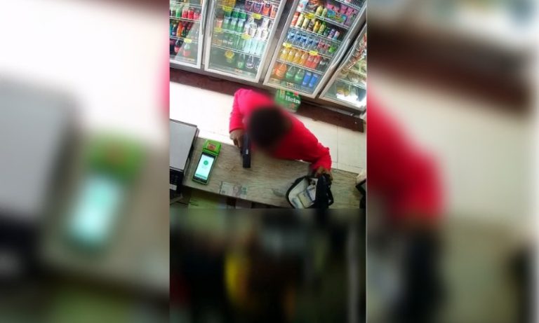 Funcionária de padaria é rendida e forçada a entregar dinheiro em Guarapari